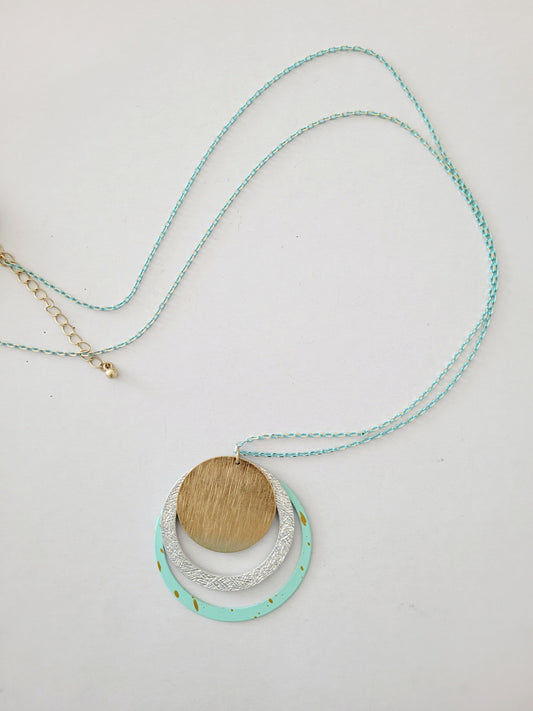 Long necklace with 3 round pendants